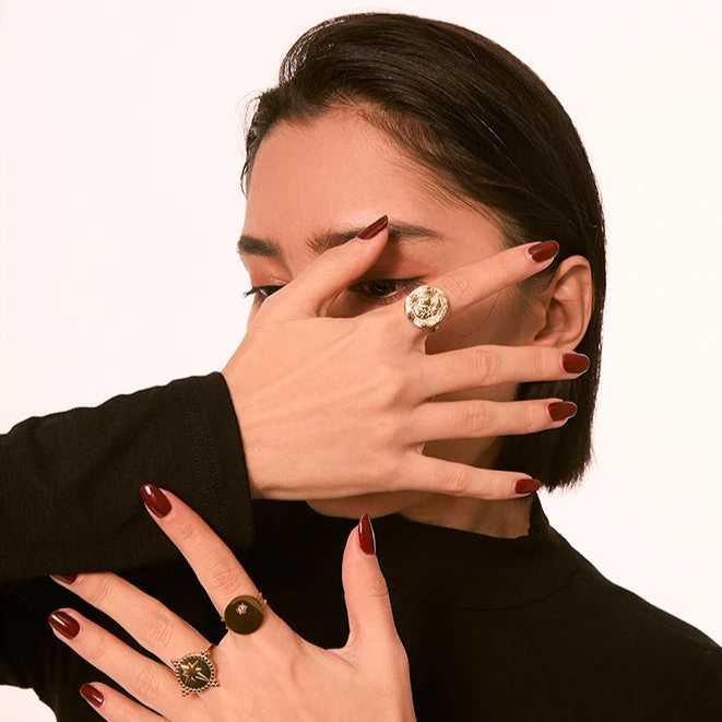 Agatha Face Portrait Ring