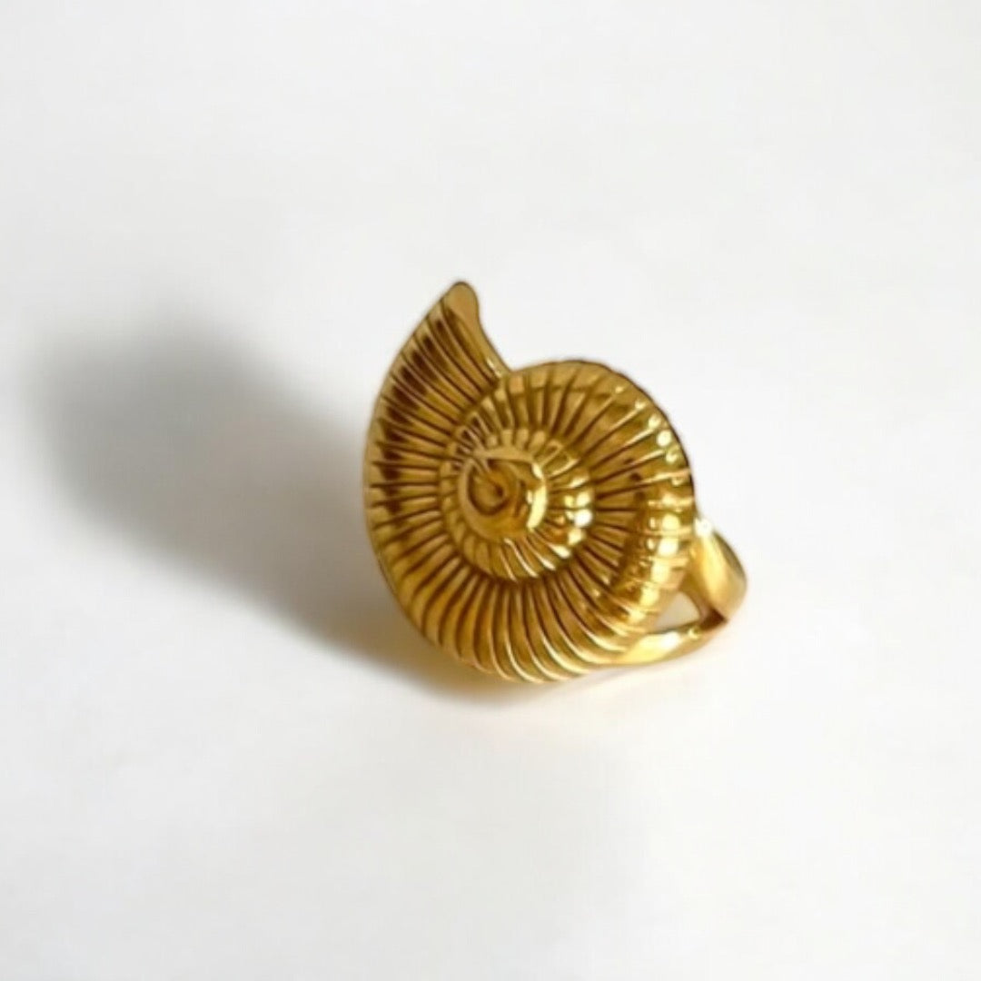 Kailani Shell Statement Ring