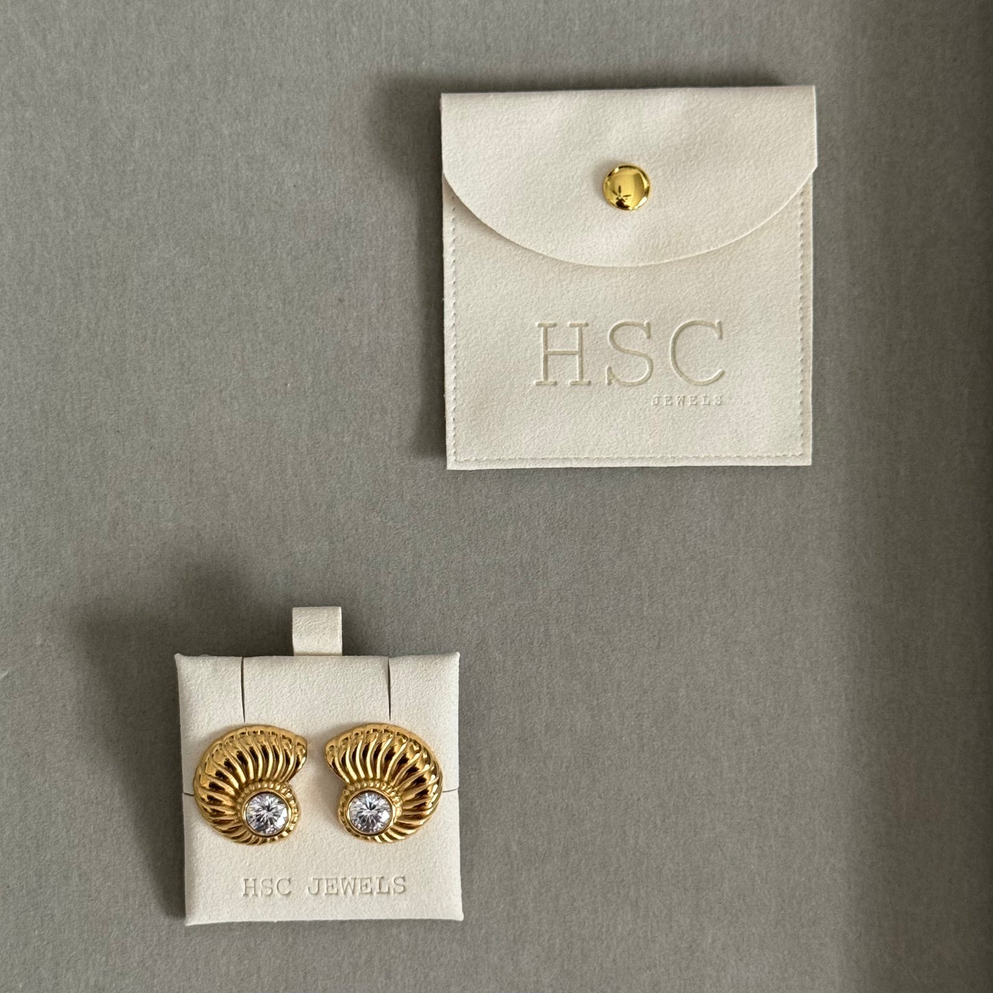 Luna Shell Zirconia Earrings