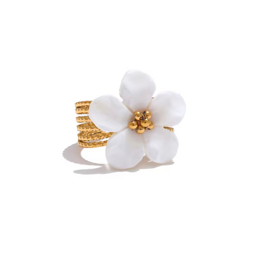 Marvil Flower Shell Ring