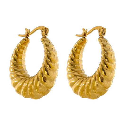 Amelia Croissant Hoop Earrings