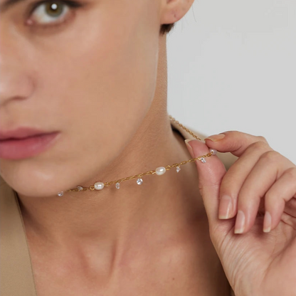 Venus Pearl and Zirconian Dainty Necklace