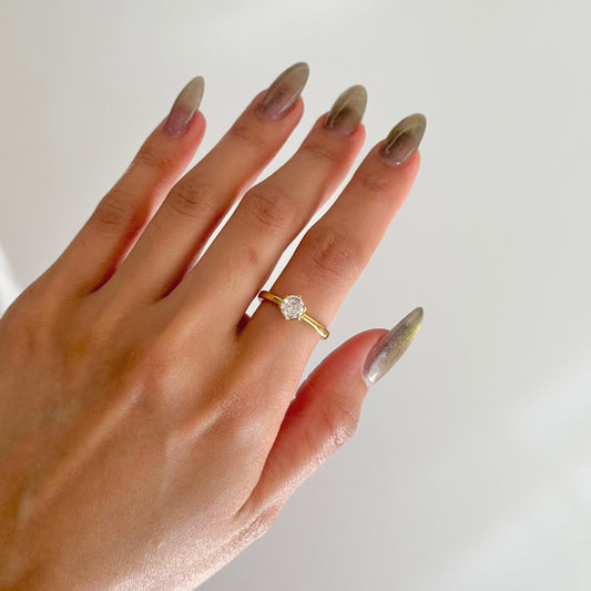 Alexandra Classic Zirconia Ring