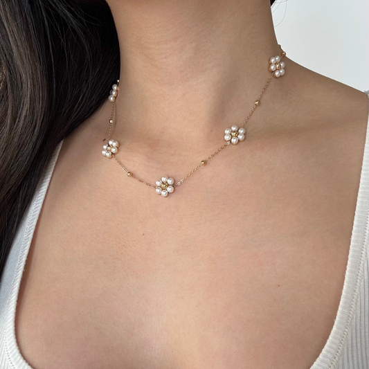 Alora Flower Pearl Necklace