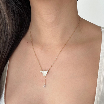 Myla Chic Flower Zirconia Pendant Necklace