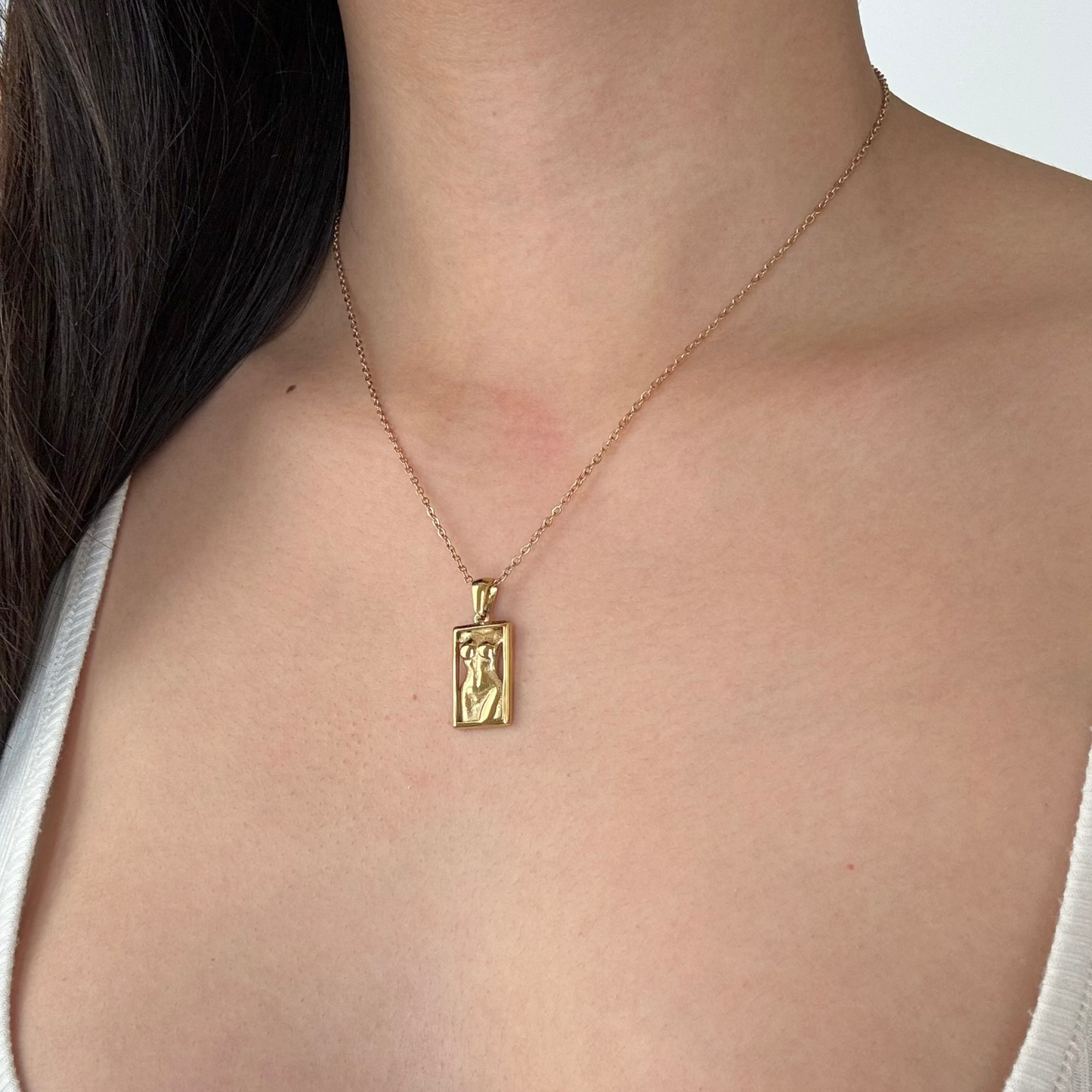 Megan Body Pendant Necklace