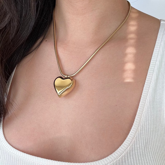 Kyli Queen of Hearts Necklace