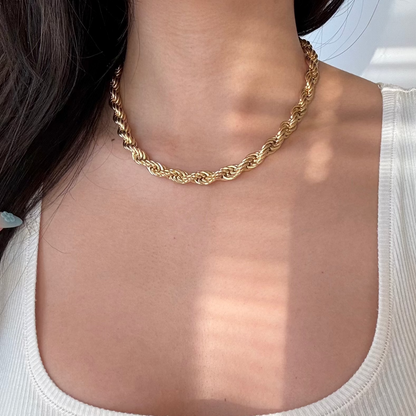 Silvia Chunky Rope Necklace