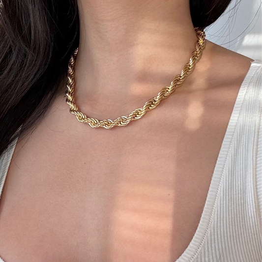 Silvia Chunky Rope Necklace