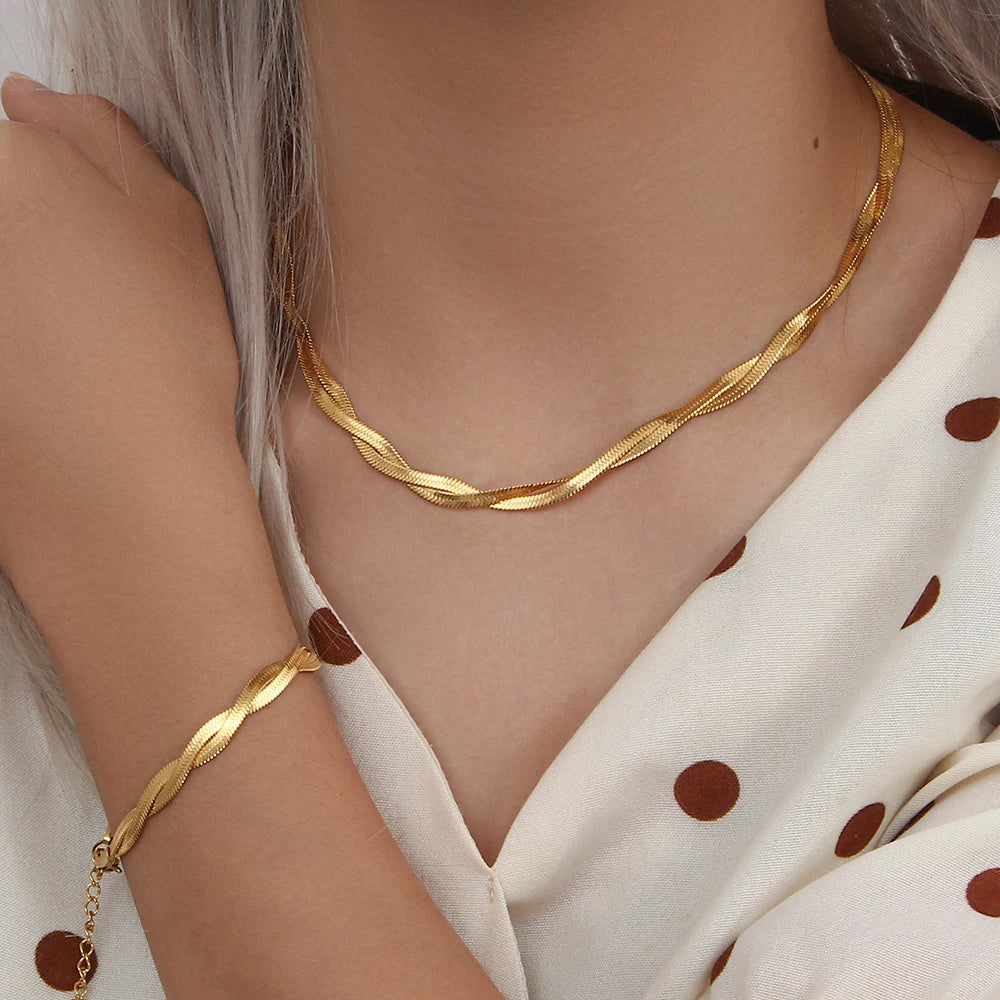 Horalia Double Chain Necklace