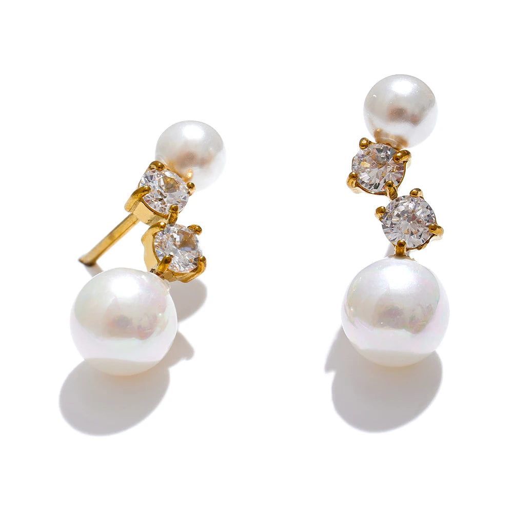 Quinn Delicate Pearls Zircon Stud Earrings