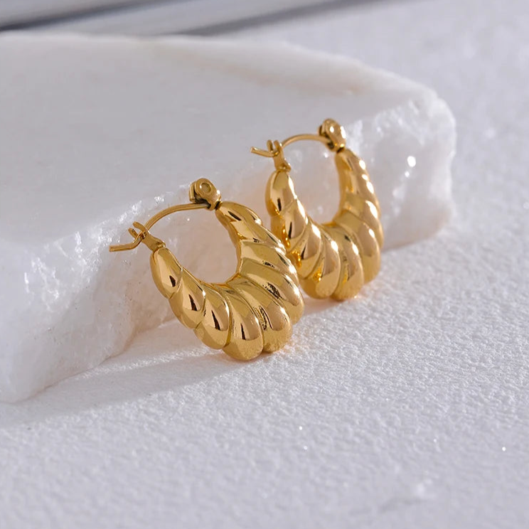 Scarlett Croissant Hoop Earrings