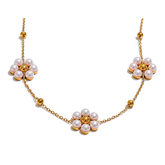 Alora Flower Pearl Necklace