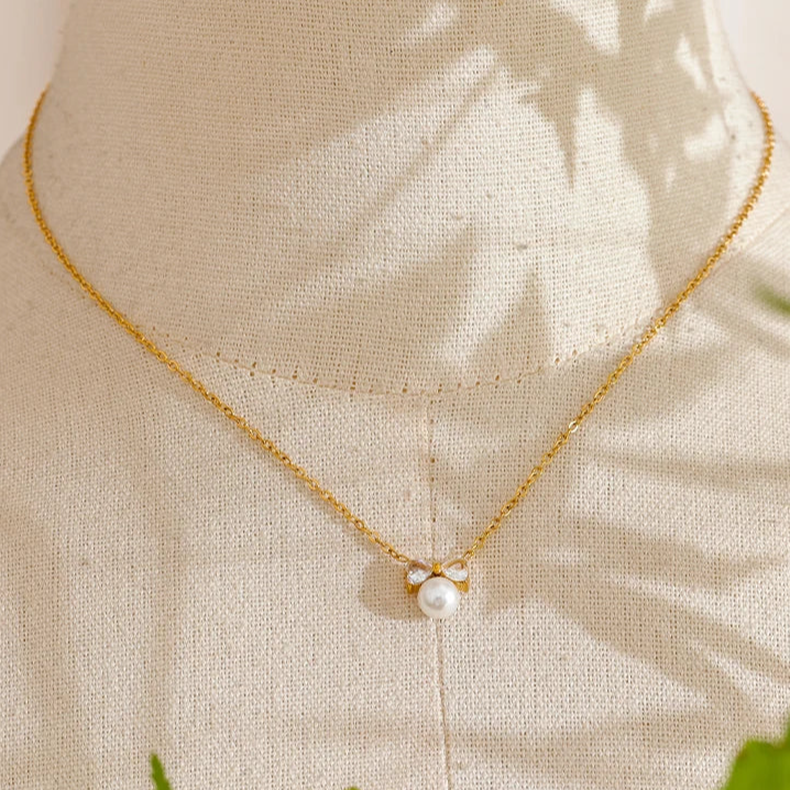 Ansley Delicate Bow Zircon and Pearl Necklace