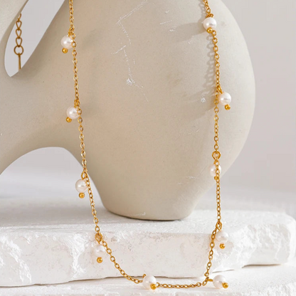 Octovia Shell Pearls Handmade Necklace